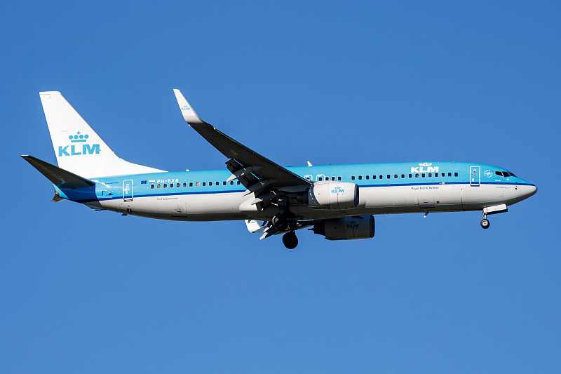 重庆到新加坡的U盘使用空运快递3天内送到