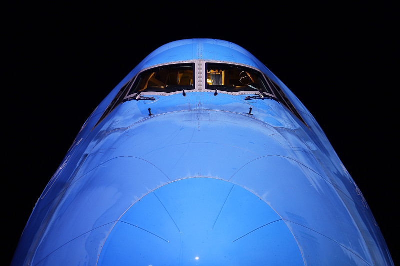 中国深圳到新加坡的双面胶采用航空运输9天送达