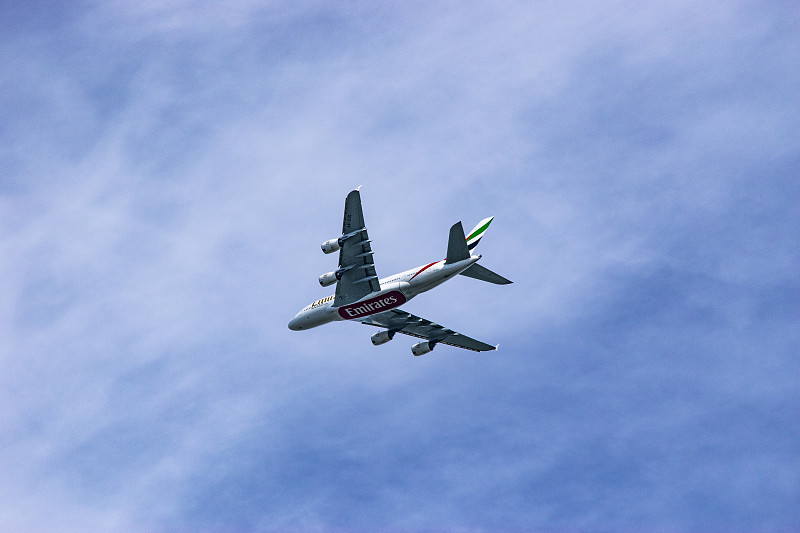 中国上海面包采用航空货运6天配送到新加坡