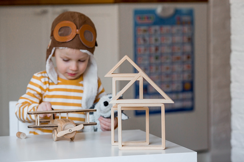 中国西安至新加坡的船用气压计使用航空快递15天内送达