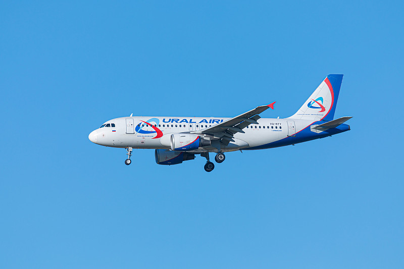 广州马桶清洁剂/浴室清洁剂使用门到门空运3天内速递到新加坡