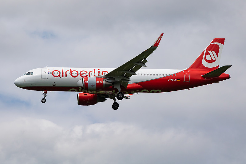 铝材运用中国天津FCL海运速递到新加坡