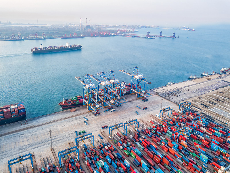 音频转换器（音频线转接头、音频线延长器）利用深圳海空联运运输到新加坡