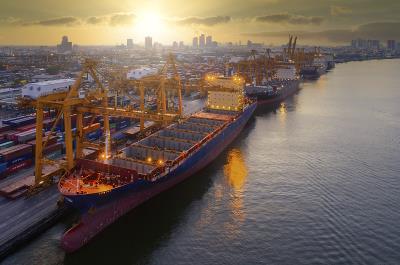 监控鼠标借用南京跨境海空联运送达新加坡