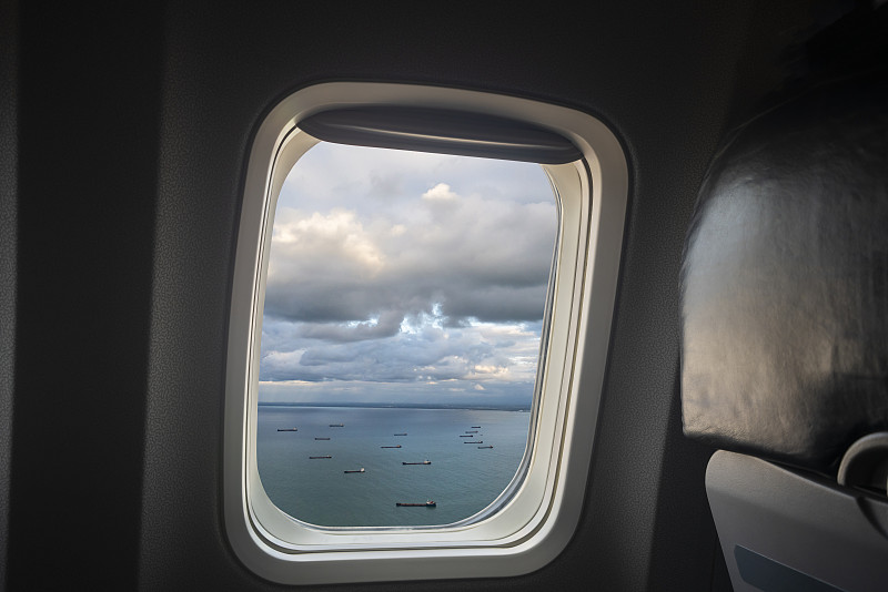 西宁到新加坡的罐头使用空运物流专线9天内速递到