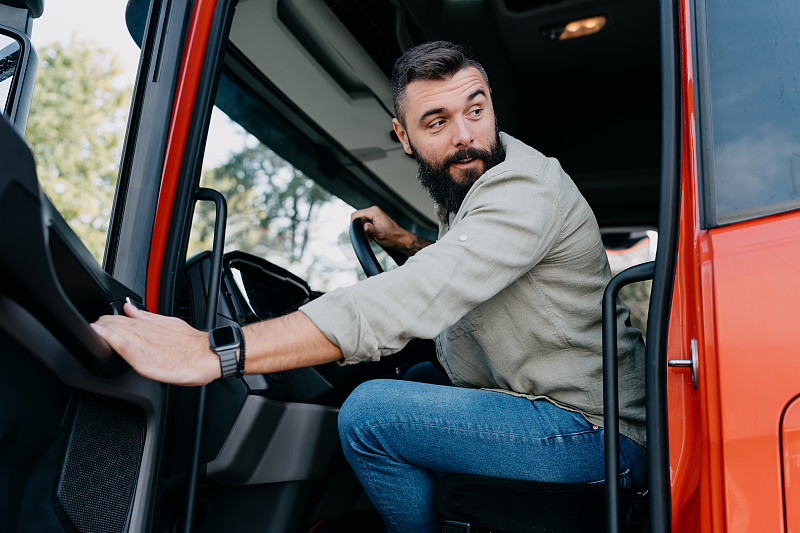 医疗设备选用青岛LCL海运运输到新加坡