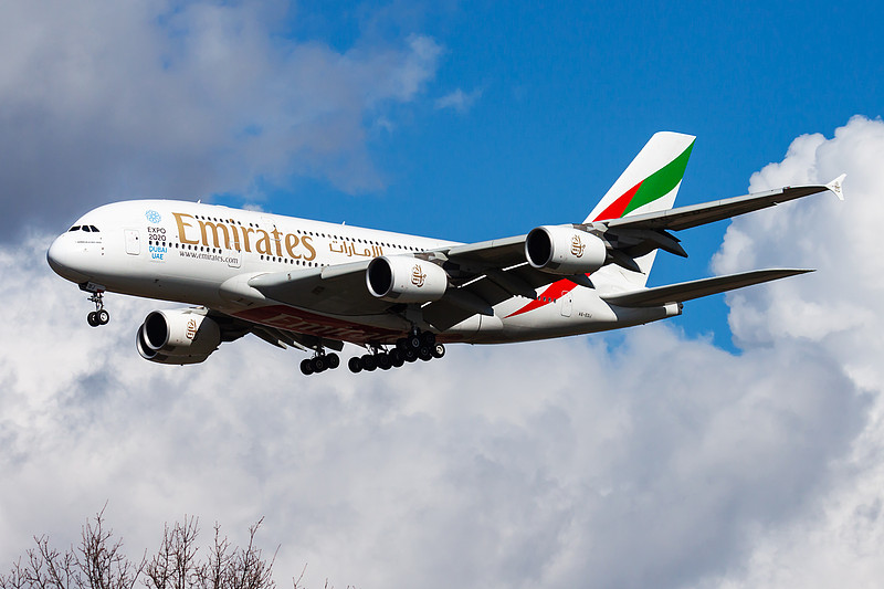 蜜饯果干类经中国大连航空快递速递到新加坡