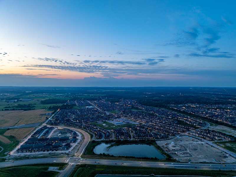 家电通过中国大连跨境联运速递到新加坡