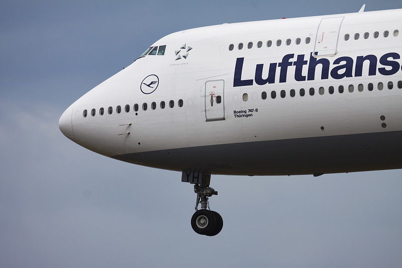 中国重庆至新加坡的医用防护服/口罩使用标准空运5天内送达 中国重庆至新加坡的医用防护服/口罩使用标准空运5天内送达