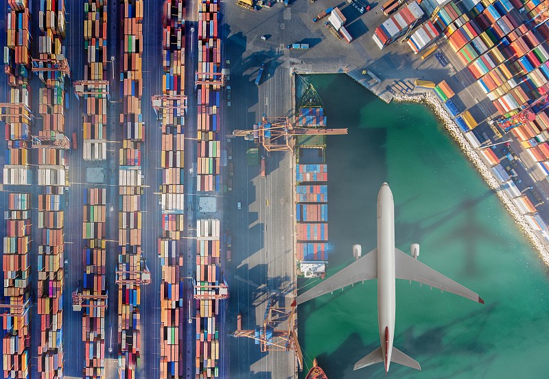 中国上海丝绸围巾使用国际快递10天配送到新加坡