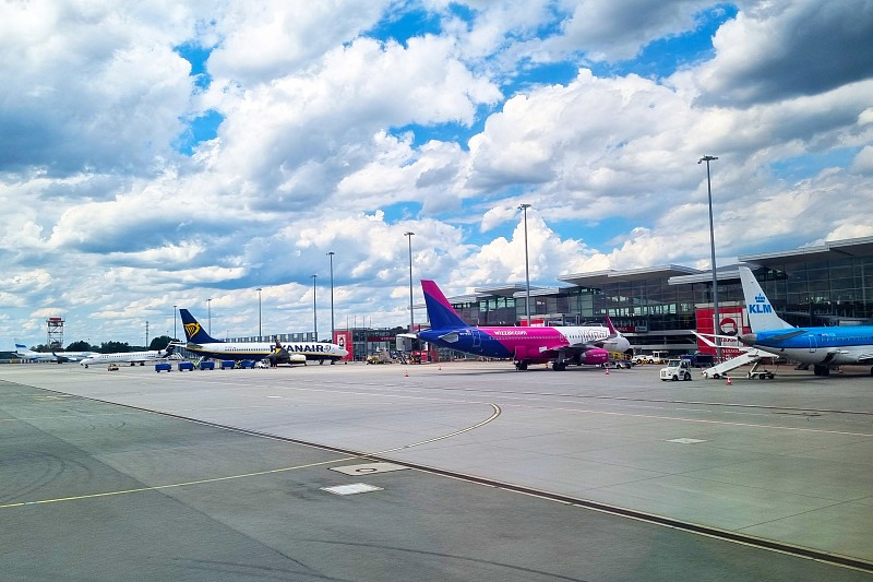 干货采纳中国北京优先空运速递到新加坡