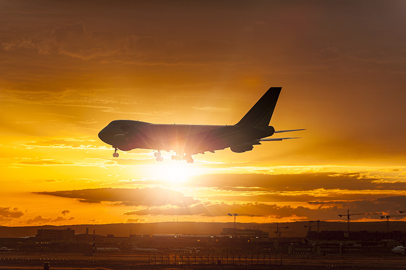武汉至新加坡的调味品使用空运门到门专线8天内送到 武汉至新加坡的调味品使用空运门到门专线8天内送到