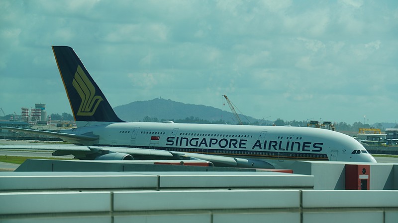 酱料使用深圳拼货空运送到新加坡