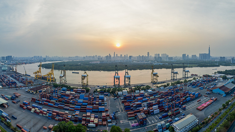 冰箱、洗衣机使用中国舟山散货船运输快递至新加坡