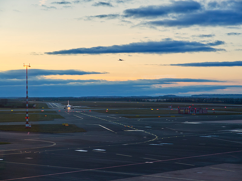 中国中山轴承、阀门使用空运门到门专线14天内速递到新加坡 中国中山轴承、阀门使用空运门到门专线14天内速递到新加坡