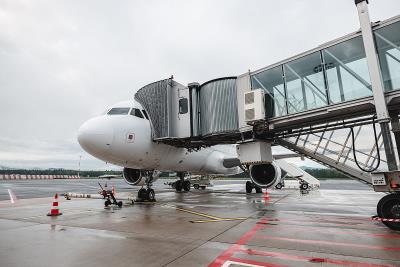 中国厦门至新加坡的空气炸锅使用空运专线7天速递到