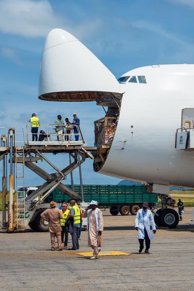 车载行车记录仪（高清/广角）使用深圳海空联运快送到新加坡