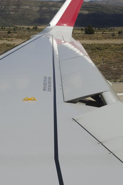 中国成都至新加坡的冰箱、洗衣机使用国际航空货运14天内速递到