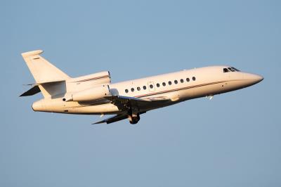中国福州到新加坡的沙发清洁剂使用加急空运10天内速递到