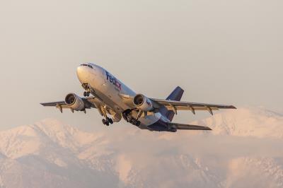 广州至新加坡的调音台（模拟调音台、数字调音台）采用空运物流专线14天内送达