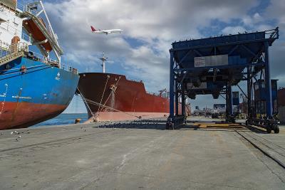 调料架利用中国西安国际航空货运送达新加坡