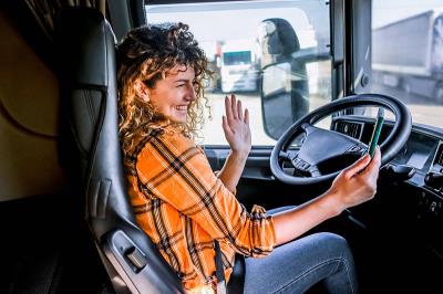 宽厚板选用基隆国际海空联运运到新加坡