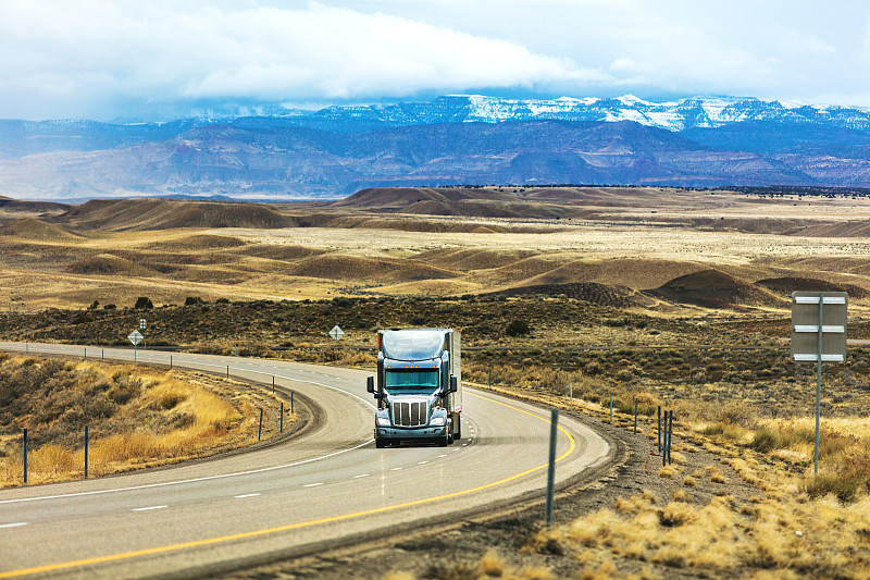 订舱代理是船务代理吗？与货代有什么不同？