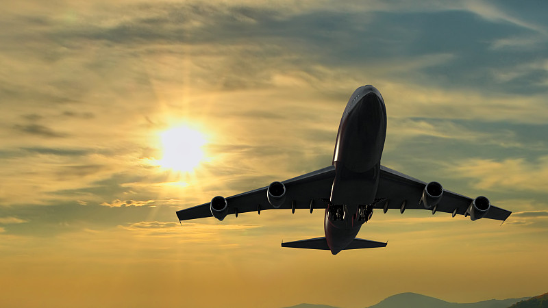 跨境物流铁路货运运费报价公司有哪些？