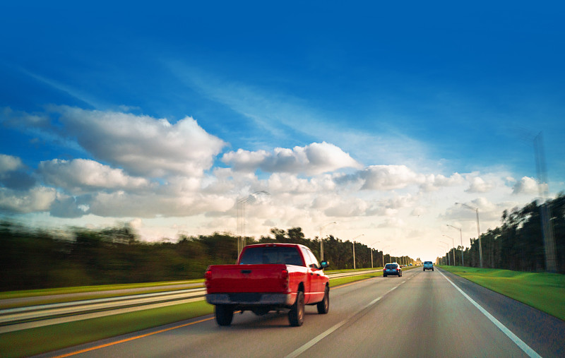 怎么办物流公司(物流公司注册流程及费用)