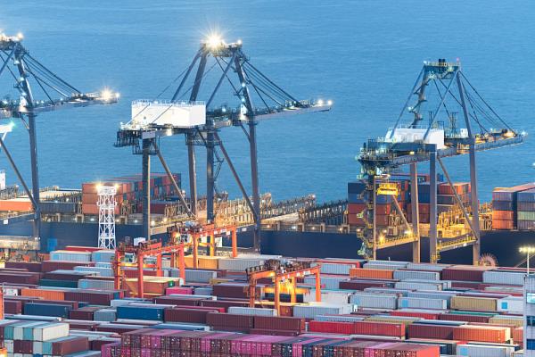 新冠疫情奥密克戎正加剧拖累国际物流的运输速度！