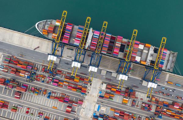 厉害了！全球物流巨头联邦快递(FedEx)将租用3艘远洋货轮，直靠加州军事码头！