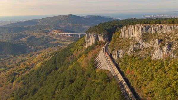 义乌货运代理公司有哪些?(义乌国际物流公司推荐)