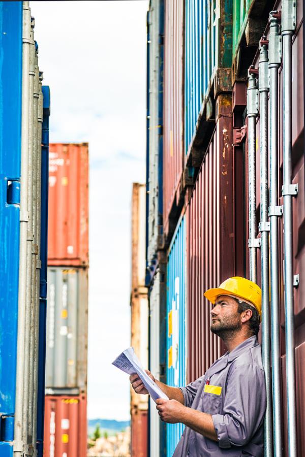 威海发新加坡物流价格