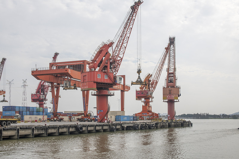 新加坡线路海运成本多少