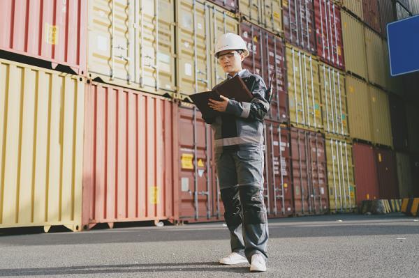 到新加坡海运专线,到新加坡海运专线多少钱