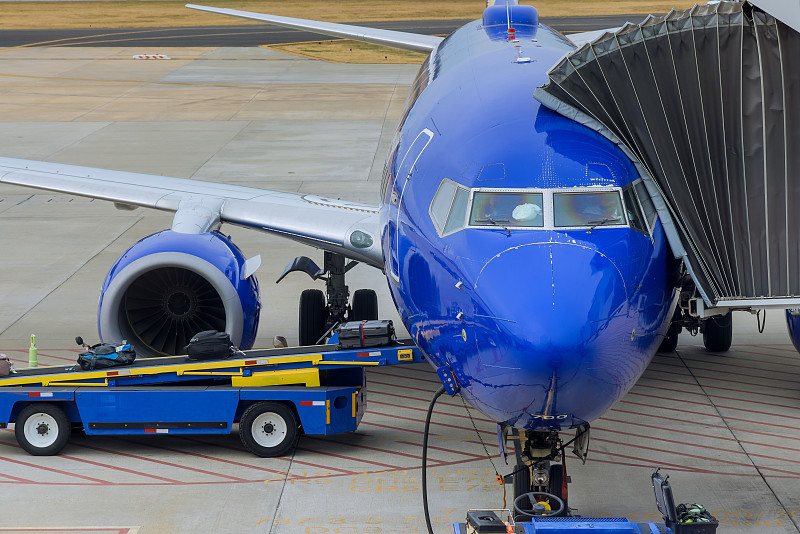 中国到新加坡集运,中国到新加坡海运空运要多久?价格是多少？