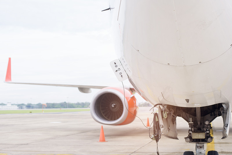 网购货物从中国集运到新加坡，海运空运双清关到门的运输服务
