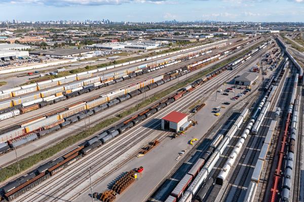 好消息，航班暴增！中国至新加坡空运价格降至17人民币/公斤！