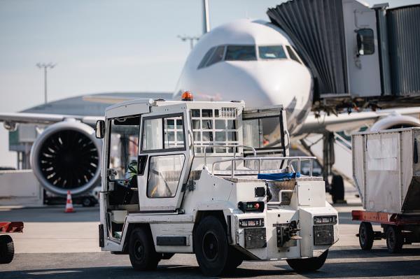 从中国空运到新加坡需要几天（中国空运到新加坡多少钱）